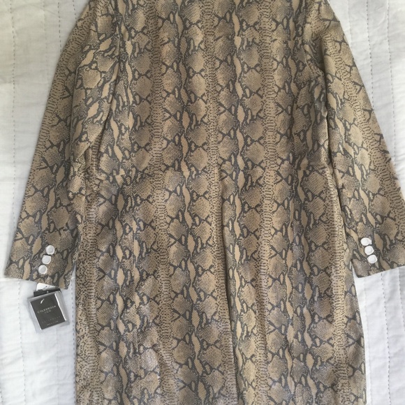 100% Leather Python Print Leather Coat - Picture 2 of 2